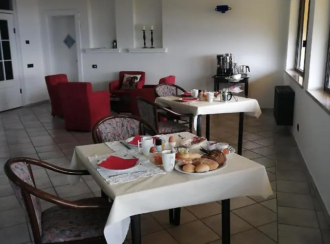 Magnolia Bb, Maggiore 3* Massino Visconti