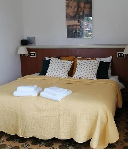 Magnolia Bb, Maggiore Bed & Breakfast 3*